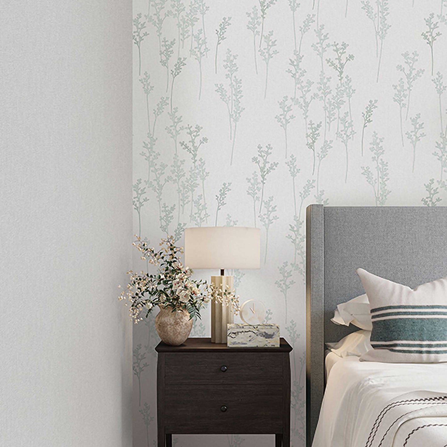 Textured Wallpaper Floral in Grey|Green