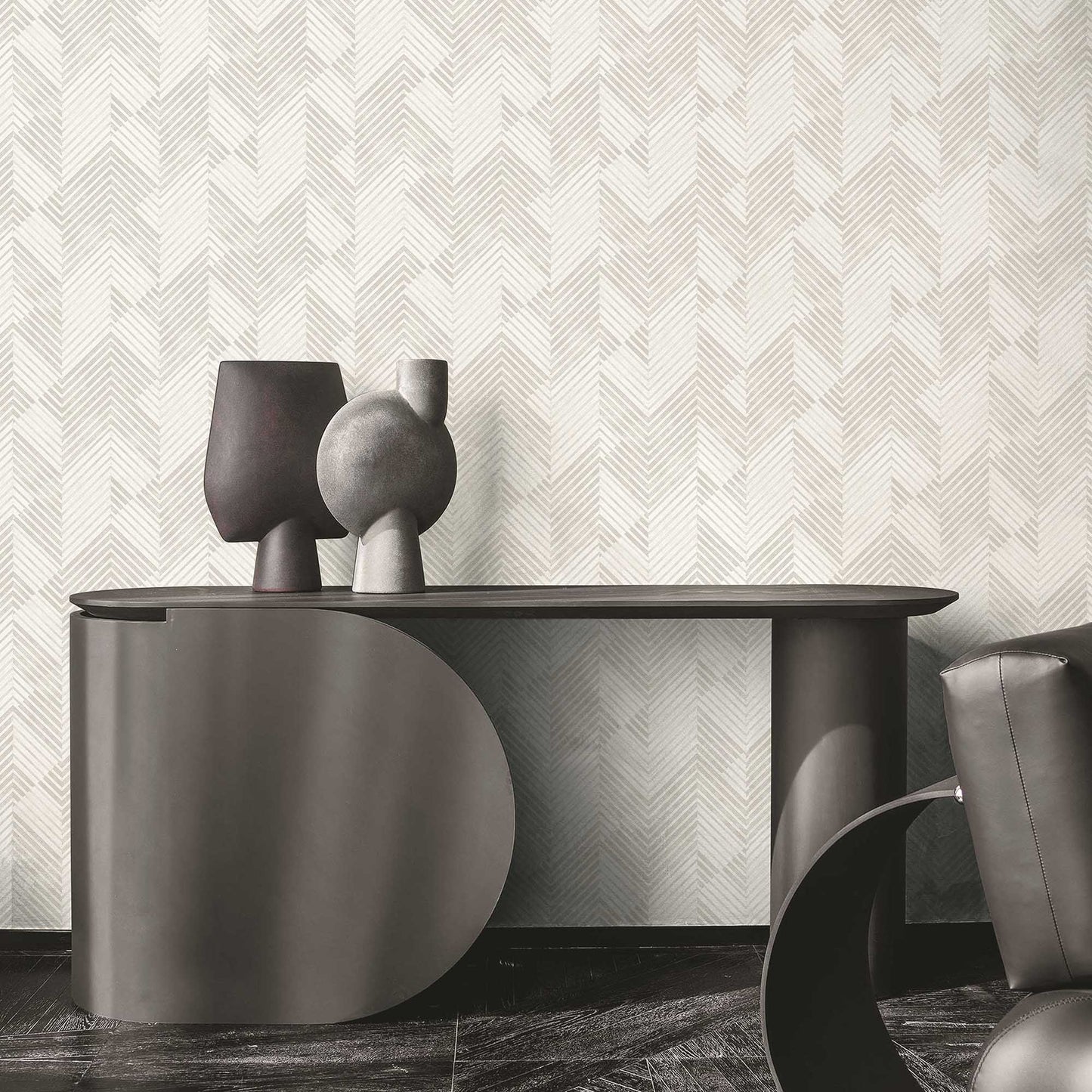 Textured Wallpaper Chevron in White|Grey