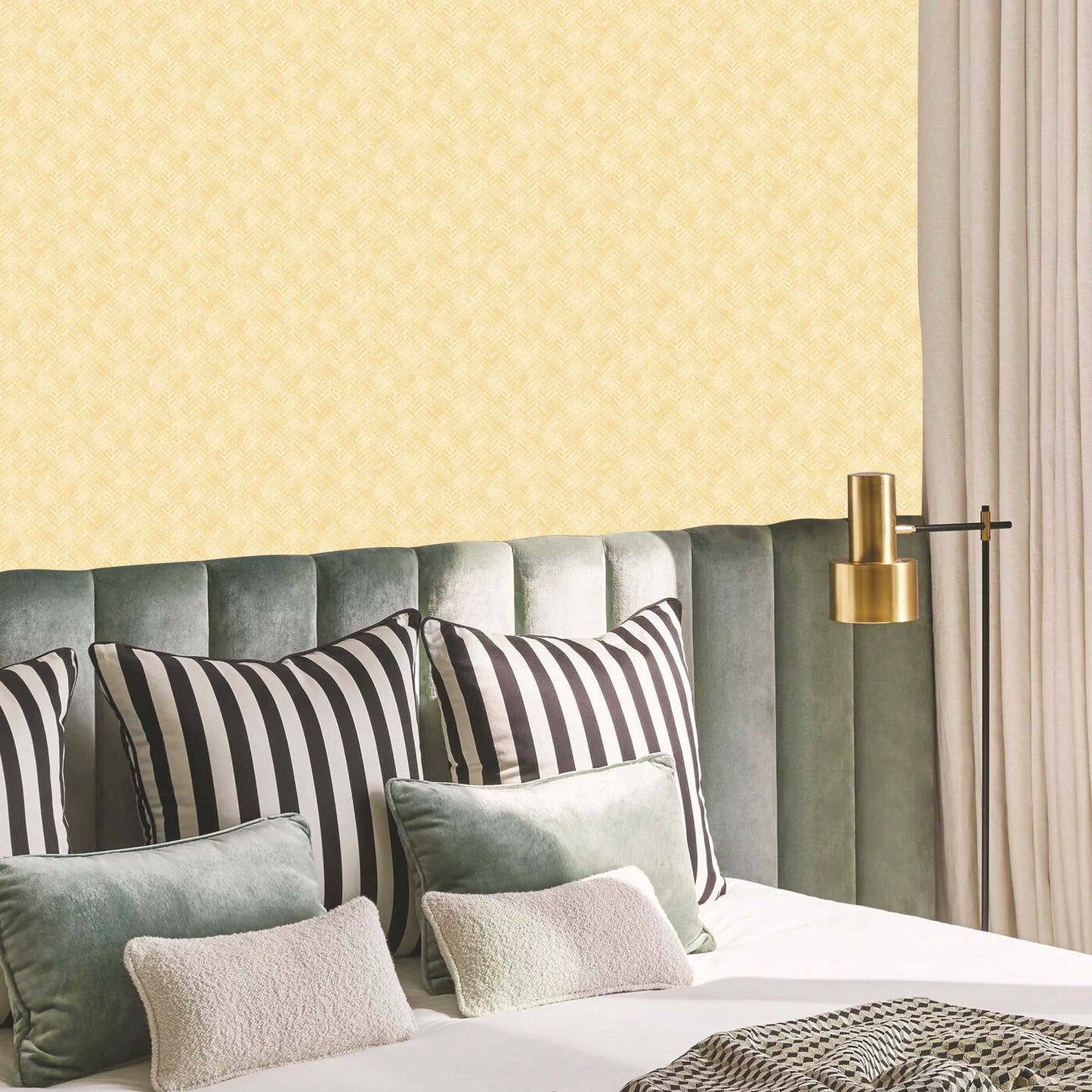 Textured Wallpaper Herringbone in Gold