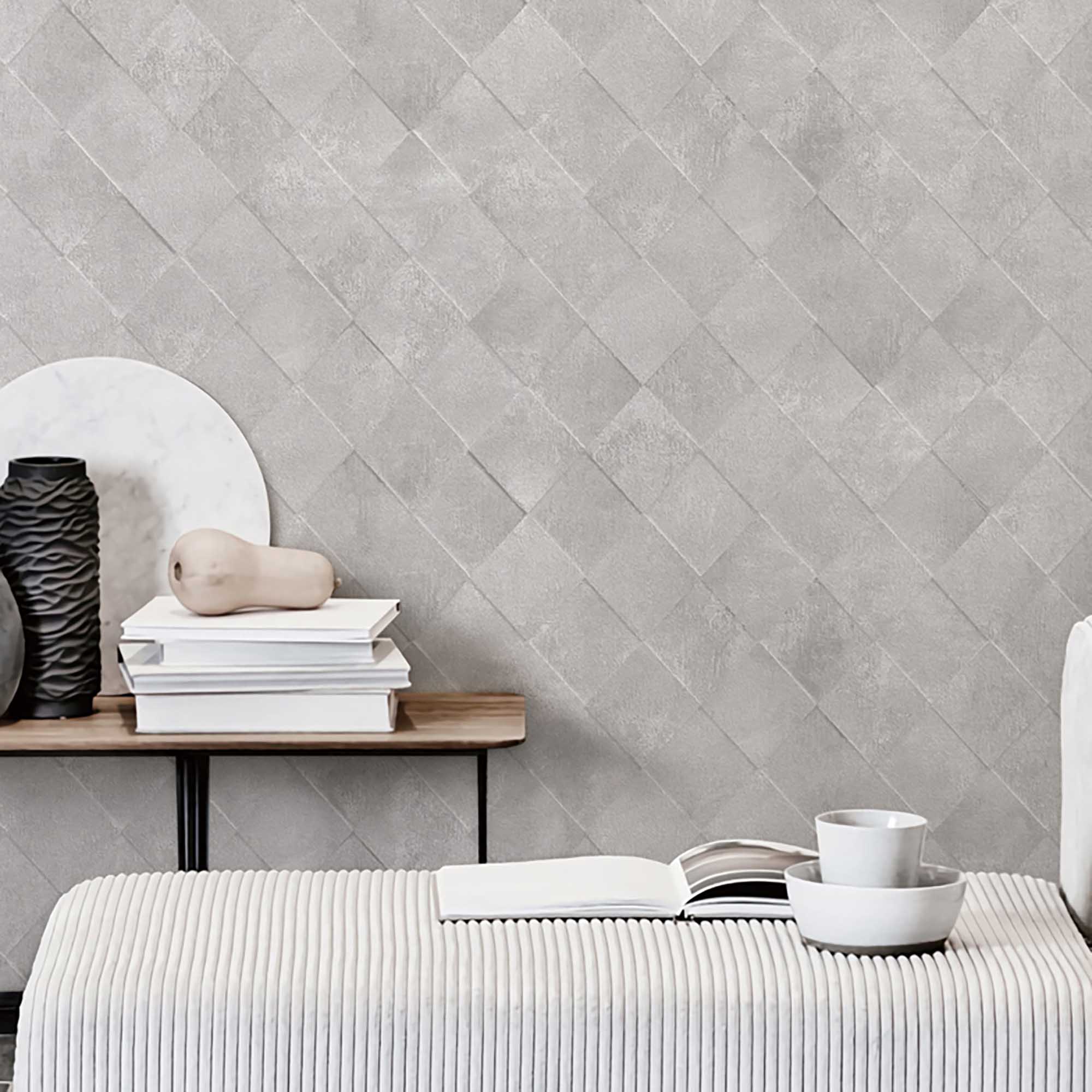 Textured Wallpaper Rhombus|Geometric|Distressed in Grey|Silver