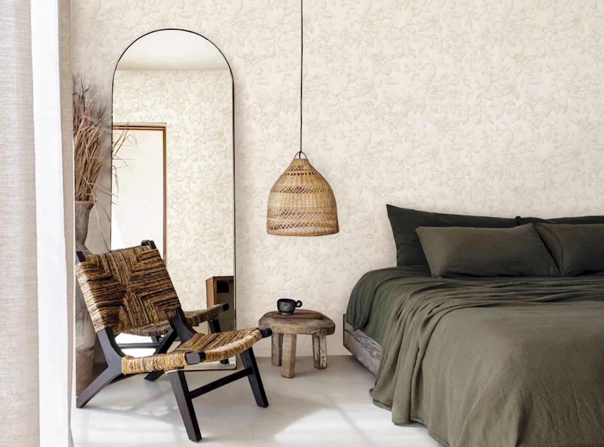 Textured Wallpaper Floral in Pearl|White