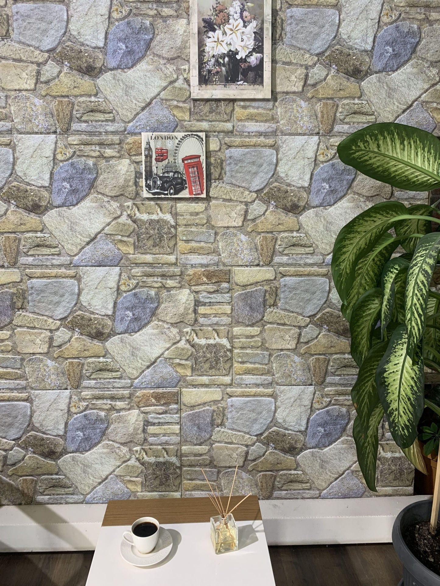 Outlet Blue Grey Buff Stone Look Wall Paneling, Styrofoam Facing, Single Panel, Covers 5.4 sq ft